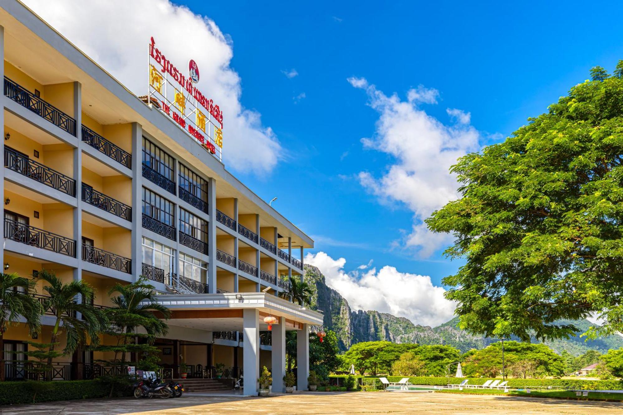 Lisha The Grand Riverside Hotel Vang Vieng Exteriör bild