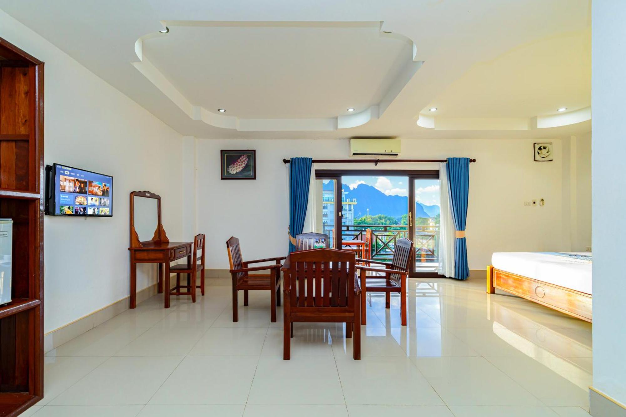 Lisha The Grand Riverside Hotel Vang Vieng Exteriör bild