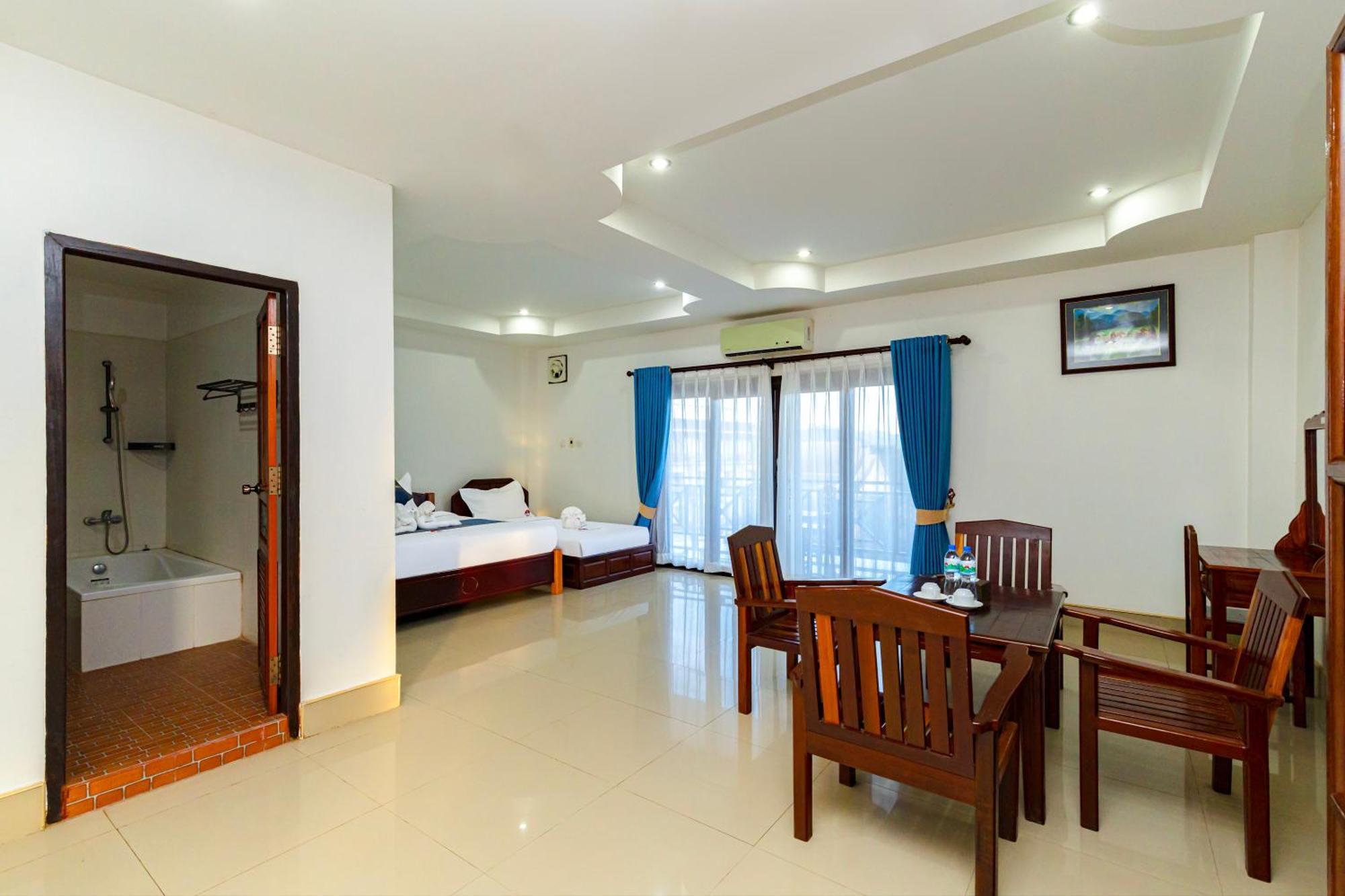 Lisha The Grand Riverside Hotel Vang Vieng Exteriör bild