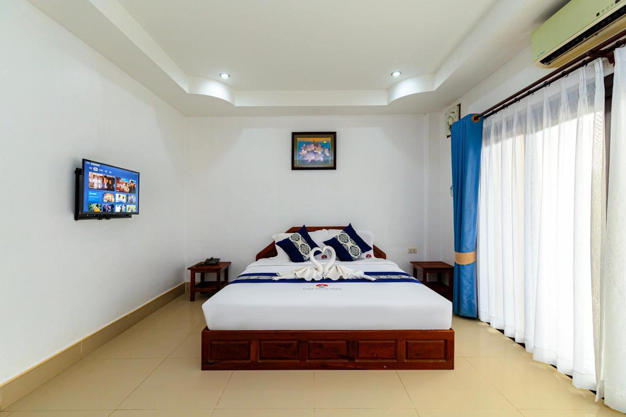 Lisha The Grand Riverside Hotel Vang Vieng Exteriör bild