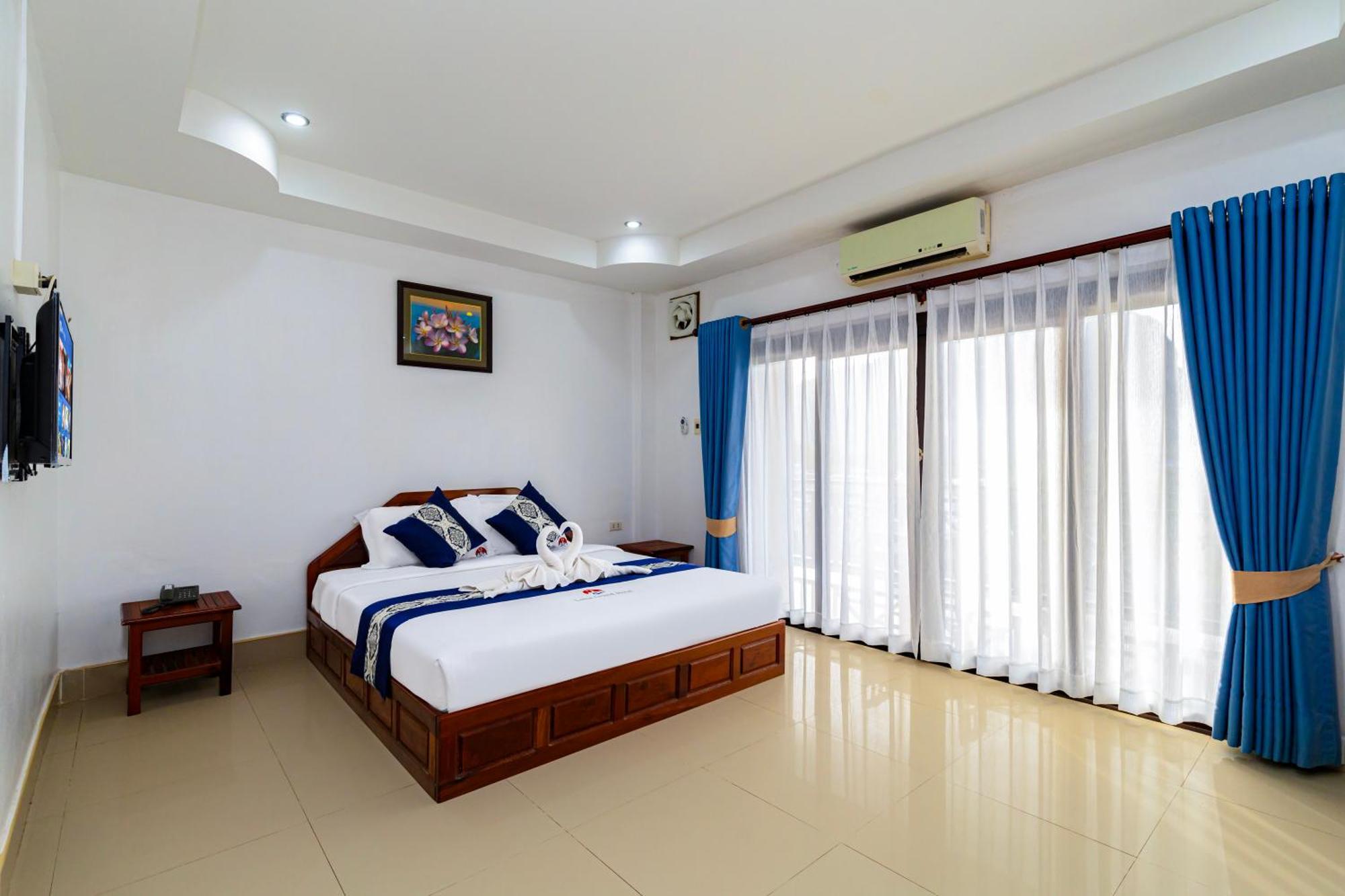 Lisha The Grand Riverside Hotel Vang Vieng Exteriör bild
