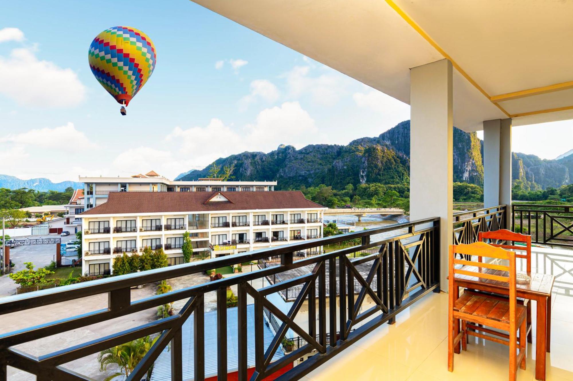 Lisha The Grand Riverside Hotel Vang Vieng Exteriör bild